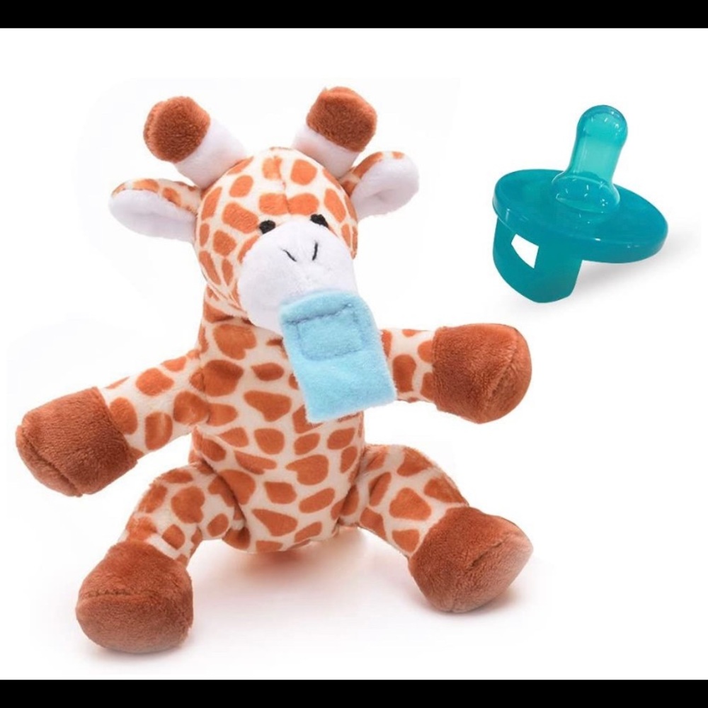 New Giraffe pacifier holder with pacifier